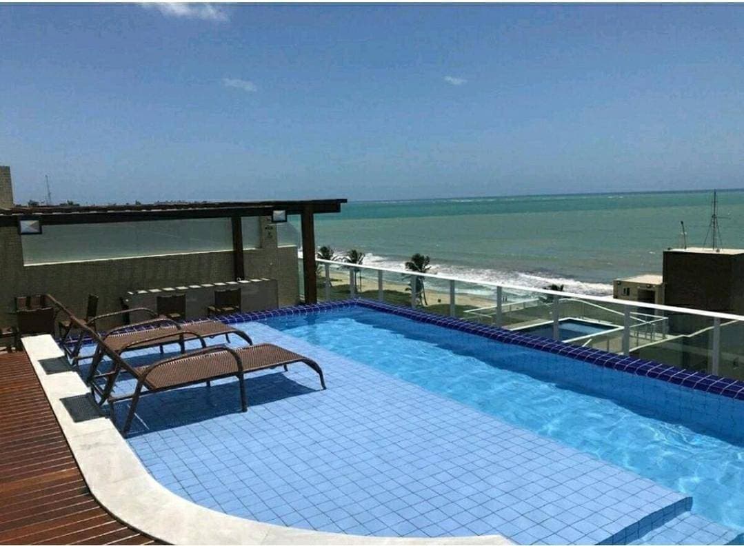 Flat Bello Plaza - piscina com vista da orla 1