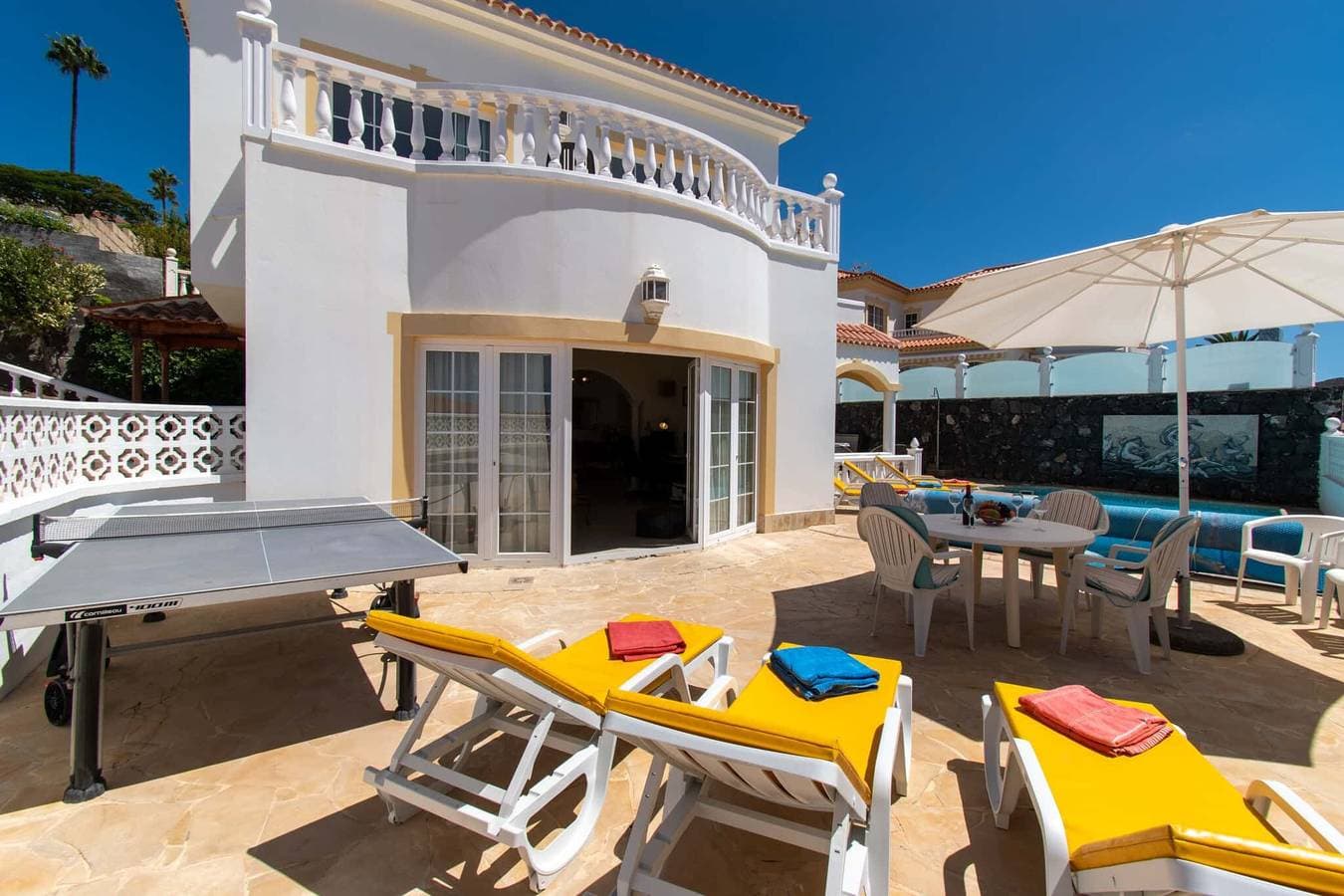 Foto 4 von 60: Haustierfreundliche Villa Encantada mit Meerblick und Pool