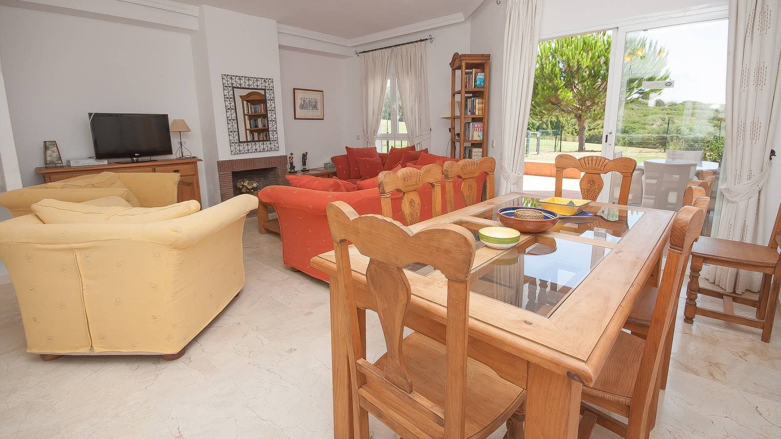 Foto 3 von 37: Villas del Golf 23