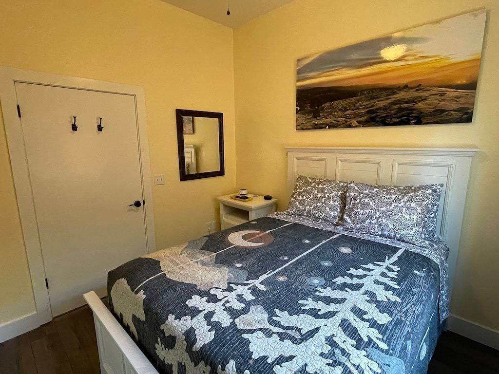 Foto 7 von 43: Fröhliche 6-Schlafzimmer-Wohnung in Shaver Lake