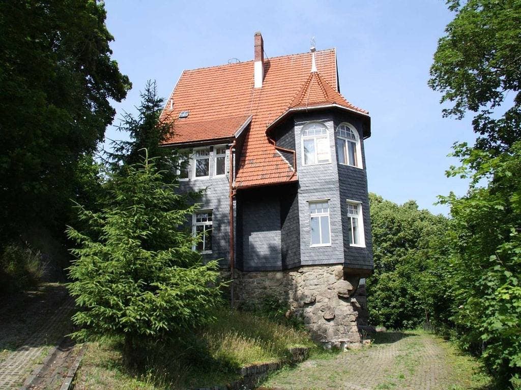 Villa in Schönbrunn mit Schwimmbecken 1