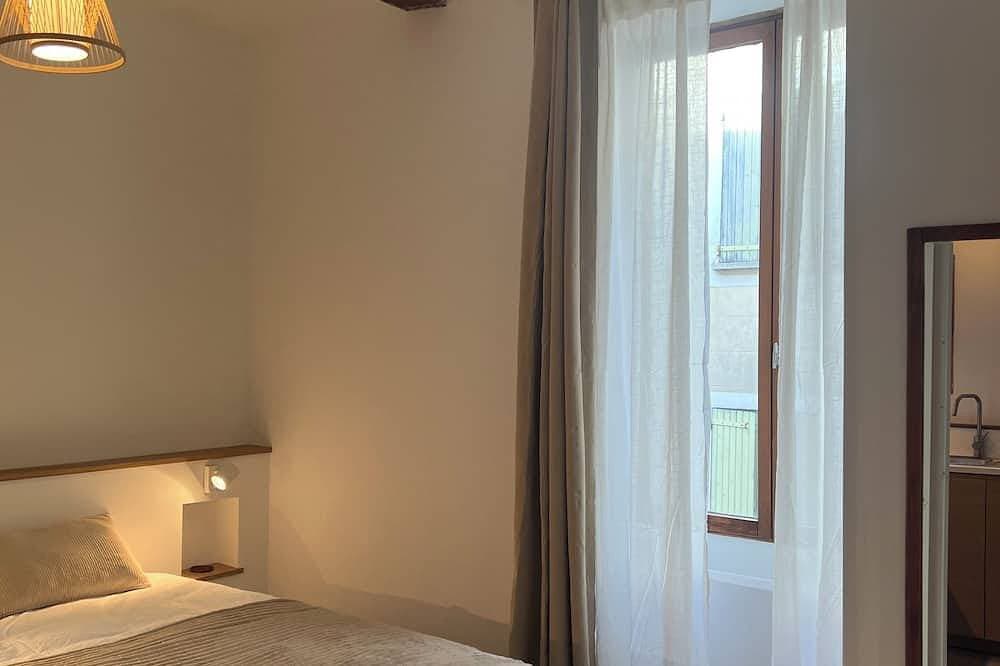 Cosy apartment in the heart of Forcalquier • Air conditioning - WiFi - Premium comfort 1