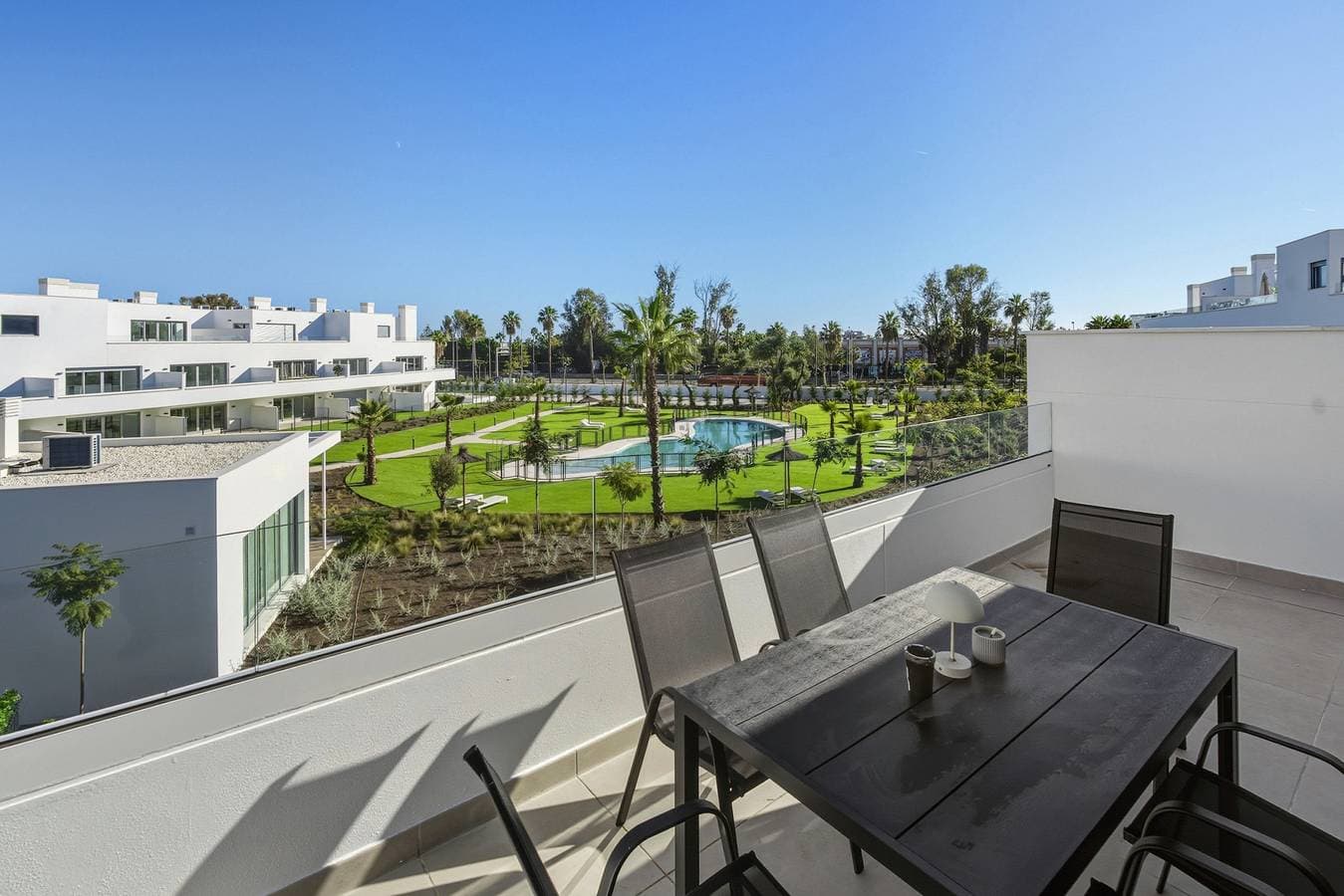 Foto 12 von 17: 3025 Elegant apartment with terrace and pool