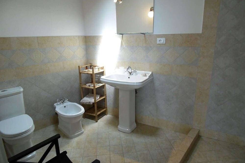 Foto 8 von 29: Wohnung in Vello am Iseo-Strand
