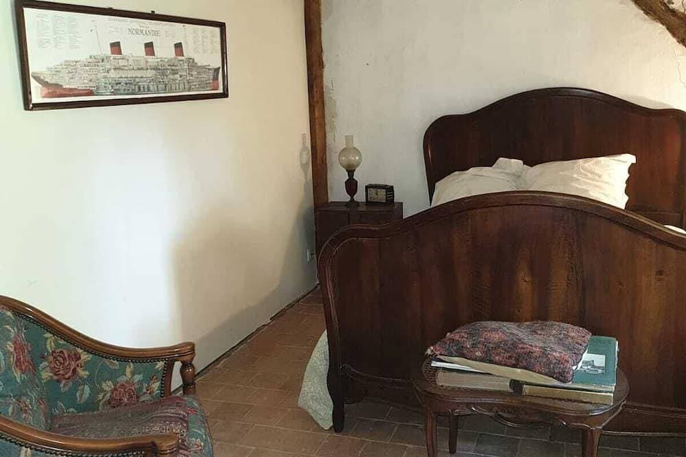 Foto 3 von 9: Guest room in the manor house