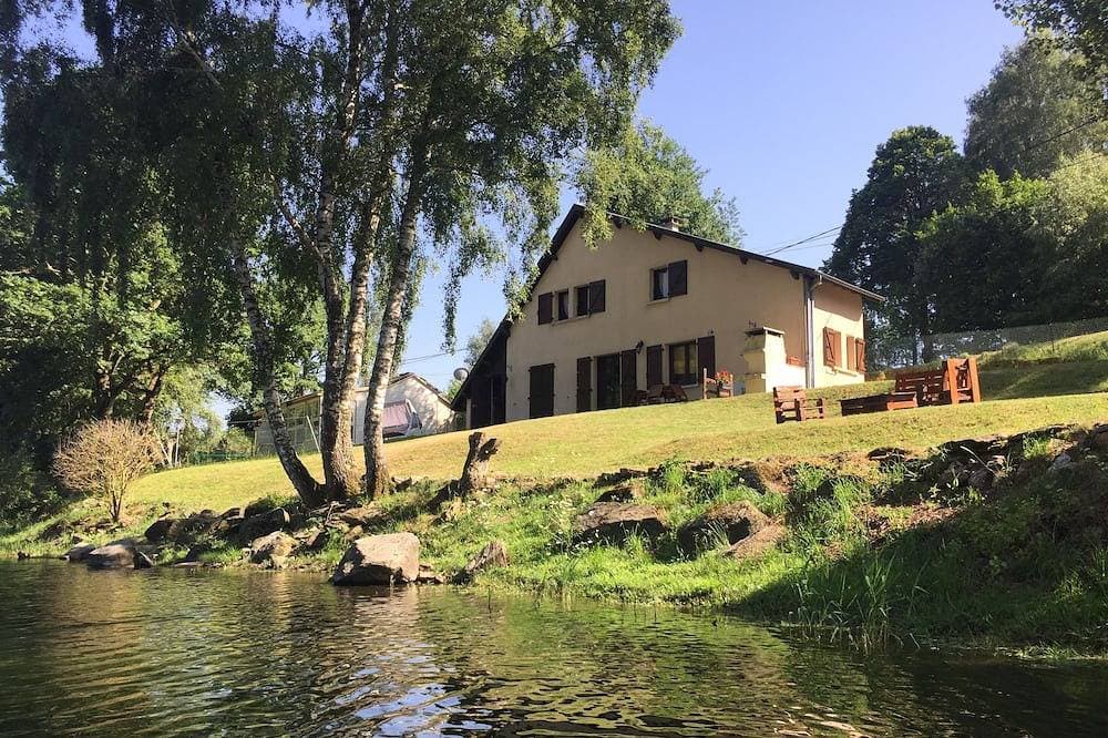 Maison Lac de Pareloup, \"Die Füsse Im Wasser\" 1