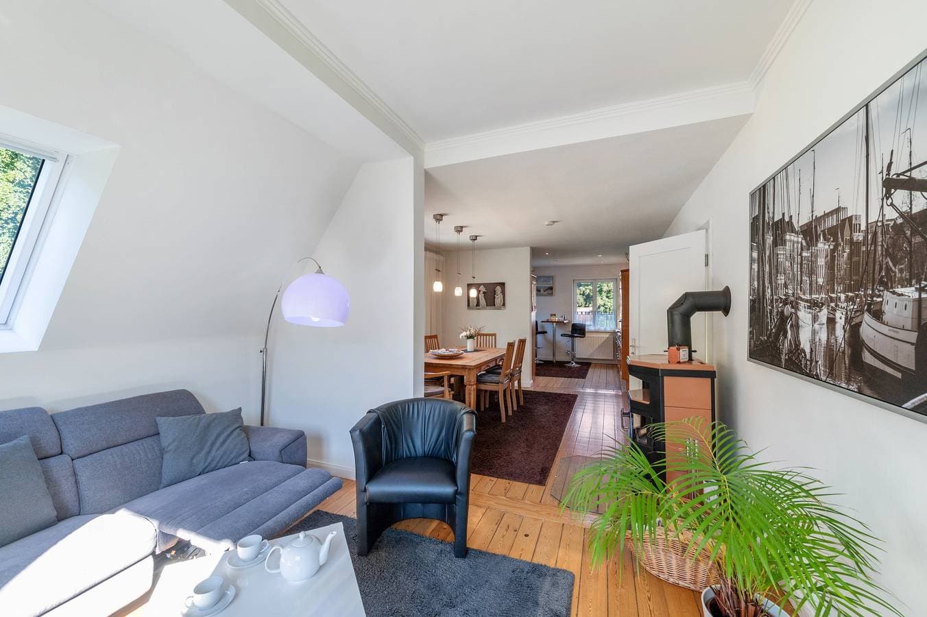 Foto 9 von 24: Ferienwohnung 'Sonnenhaus' mit Seeblick, Gemeinschaftsgarten und Wi-Fi