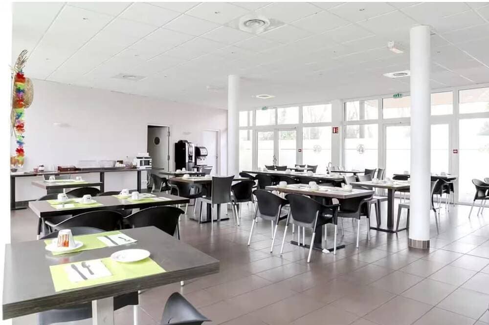Foto 11 von 21: Elegant studio with balcony 5 min from Honfleur parking and swimming pool