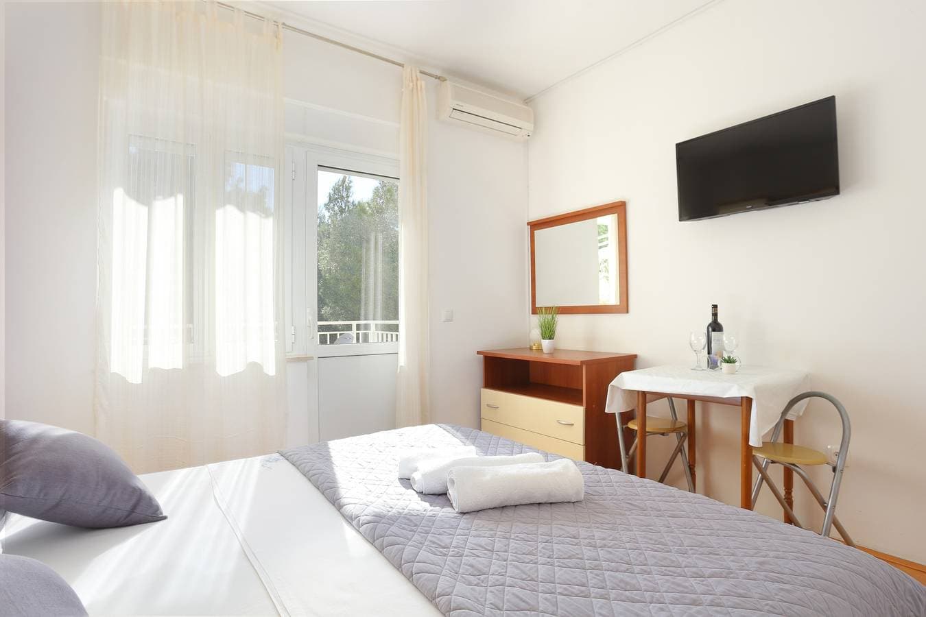 Foto 11 von 23: Studio Appartement mit Terrasse und Meerblick Duce, Omis As-946-f