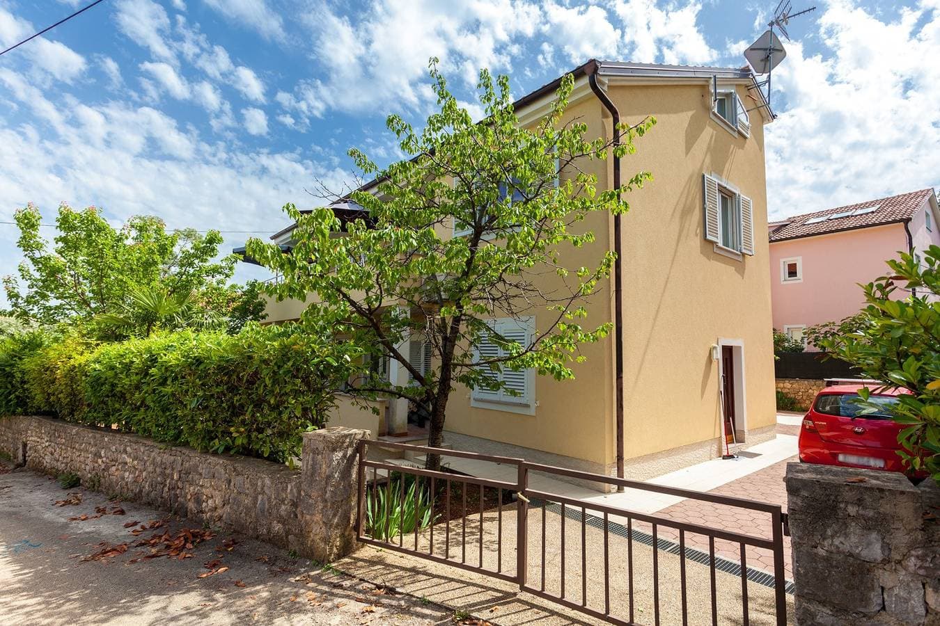 Foto 5 von 26: Extra geräumiges Vier-Sterne-Apartment für 4-6 Personen in Malinska