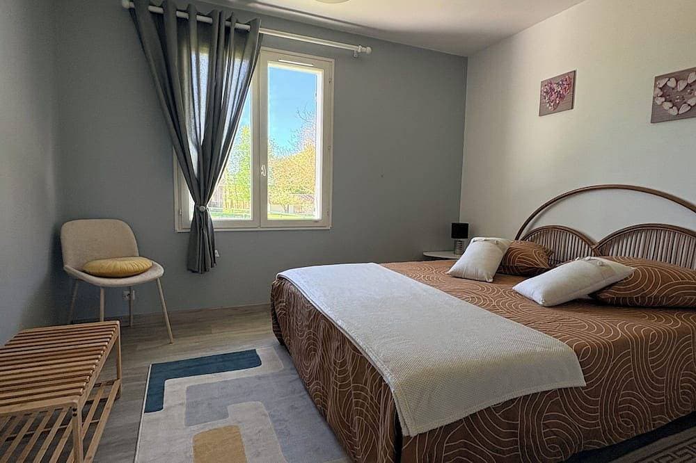 Foto 2 von 8: Mon Calme - Charming 3-star furnished apartment in a peaceful, rejuvenating setting 5 minutes from the sea.