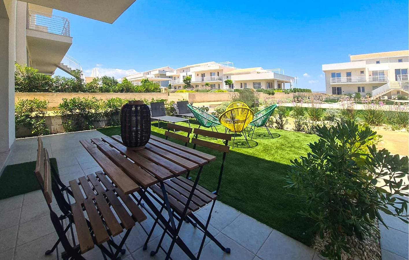 Foto 9 von 48: Apartment mit Meerblick, Pool, Küche & WiFi - 300m zum Strand