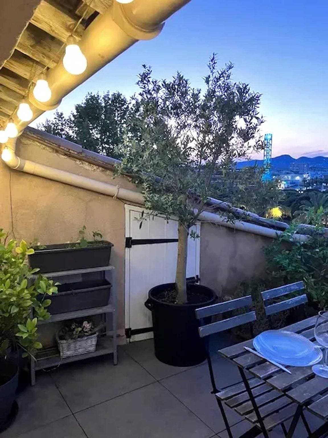Foto 3 von 14: Moderne Wohnung in La Seyne-sur-Mer, 30 m², Terrasse