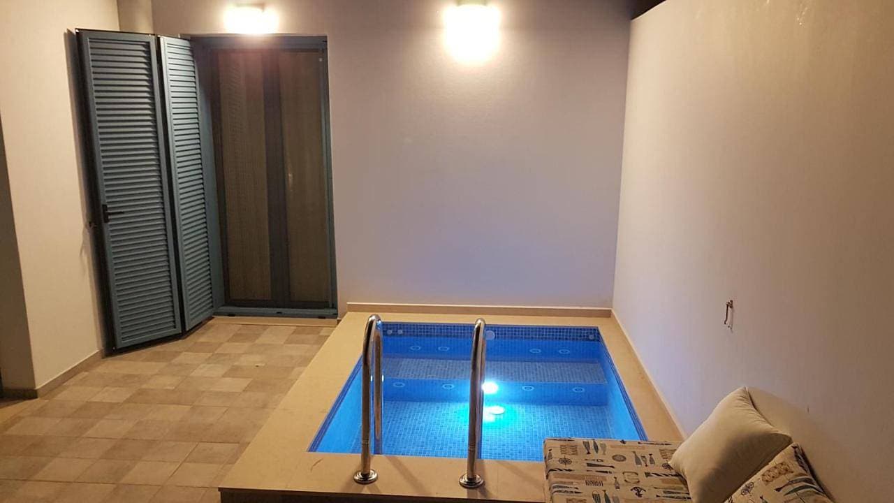 Foto 2 von 5: Villa
