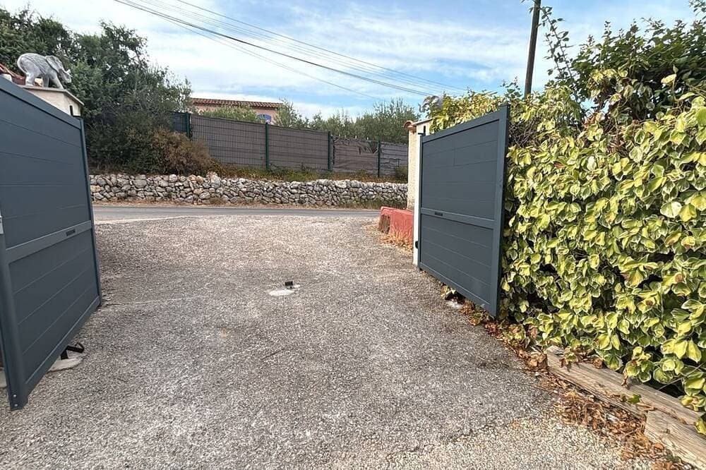 Foto 9 von 27: Casa Geco: Peace and Quiet, Nature, a Pool, and Independence