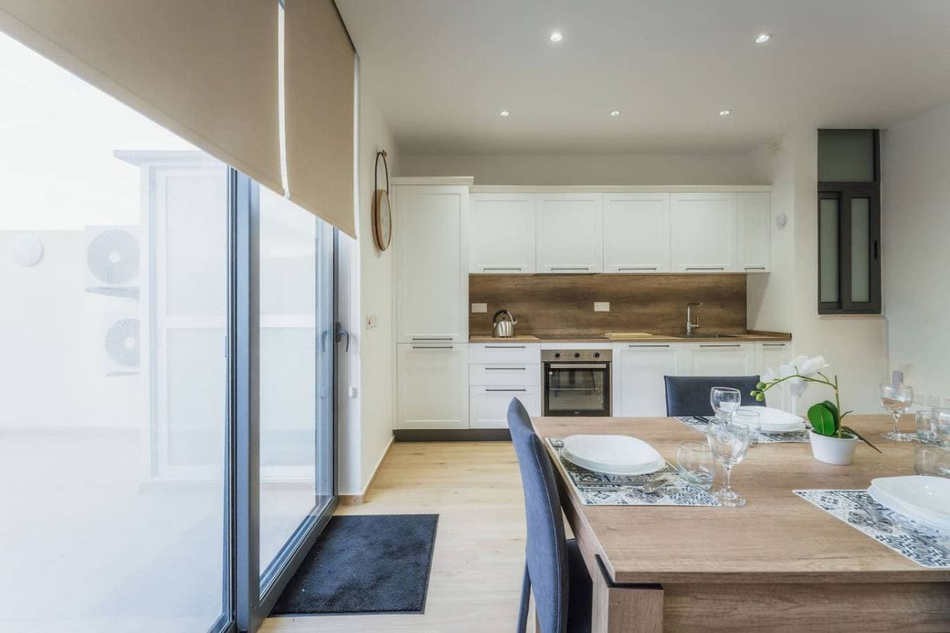 Foto 12 von 29: Ferienwohnung für 6 Personen mit Balkon