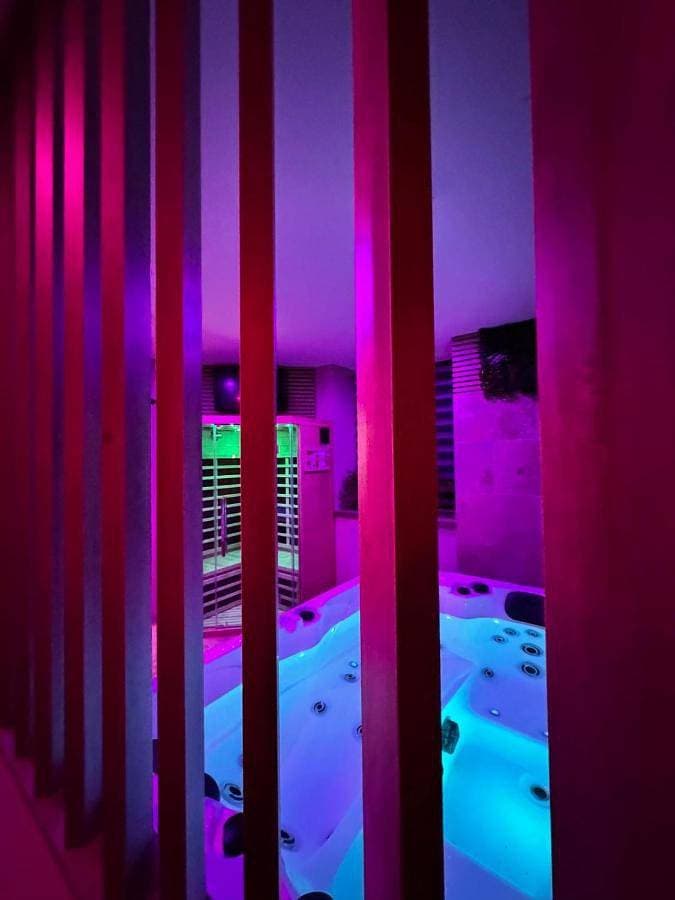 Foto 2 von 5: Double Room with Spa Bath