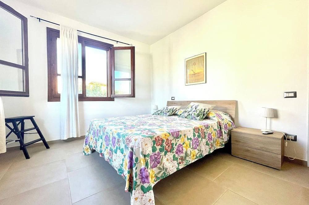 Foto 2 von 10: \" Beach House with Terrace \"