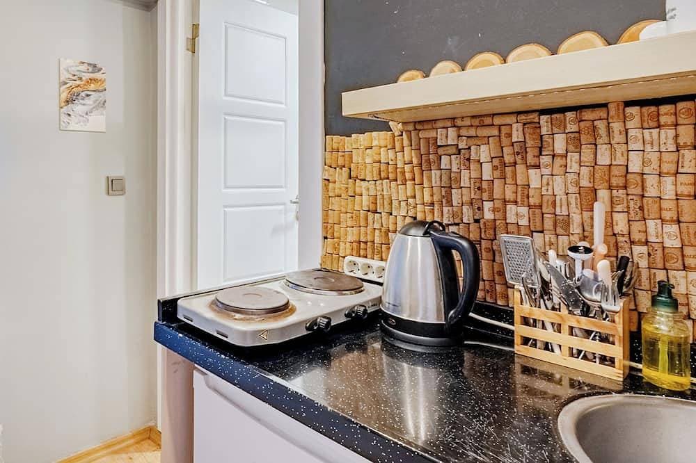 Foto 13 von 15: Cozy Central Flat w/Netflix & Elevator Near Metro 2 minute walking distance