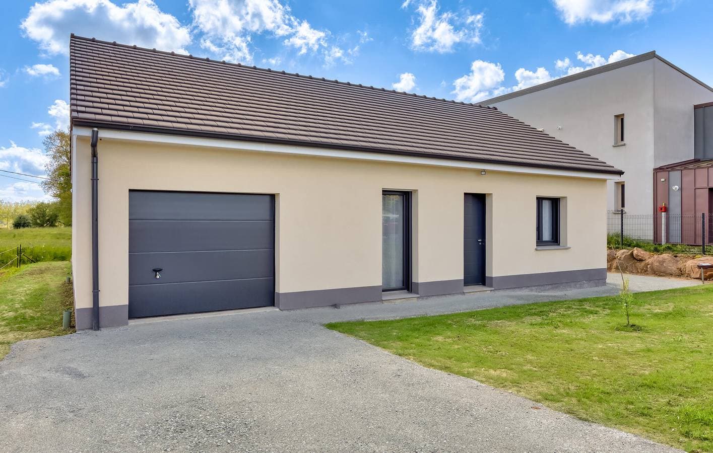 Foto 2 von 19: Gemütliche Gartenwohnung mit Parkplatz, TV, 1,5km zum Strand