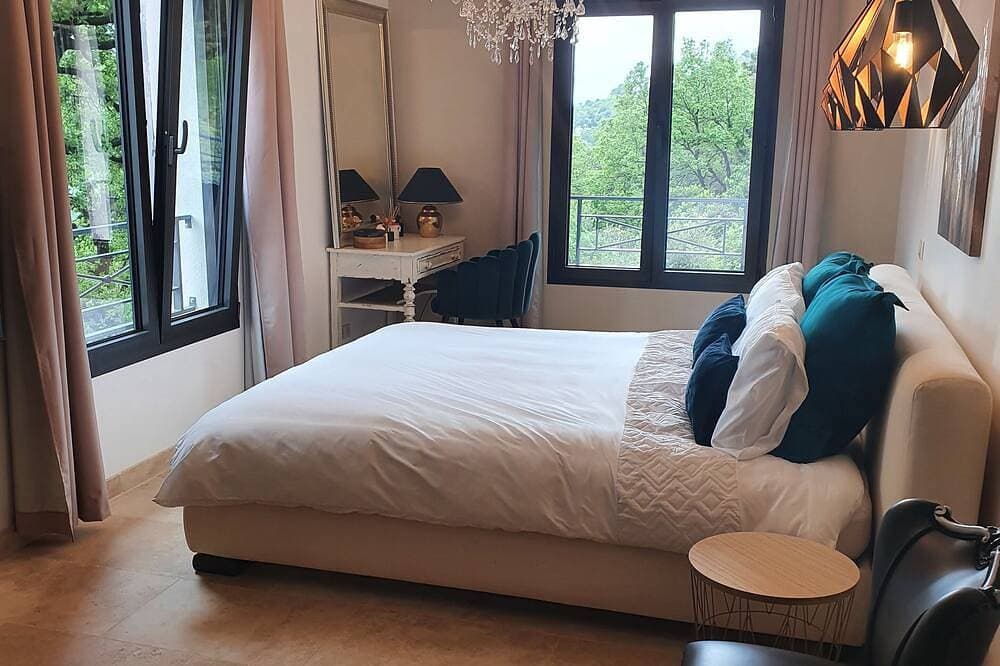 Foto 2 von 30: Family villa with secure lagoon pool & children's facilities - quiet forest