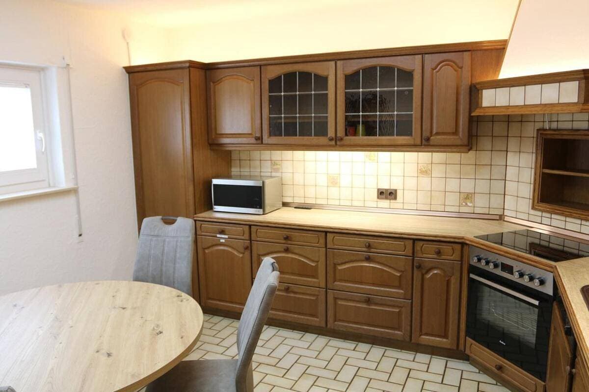 Foto 4 von 38: Two-Bedroom Apartment