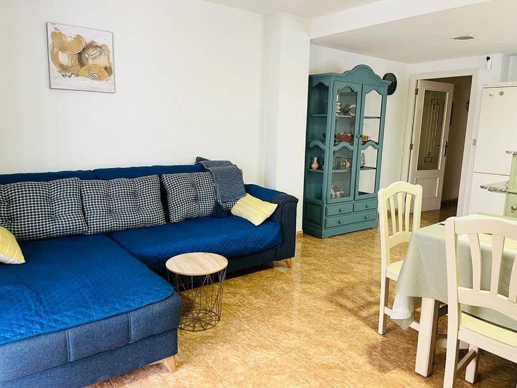 Beachfront apartment with a private garden on the ground floor 1