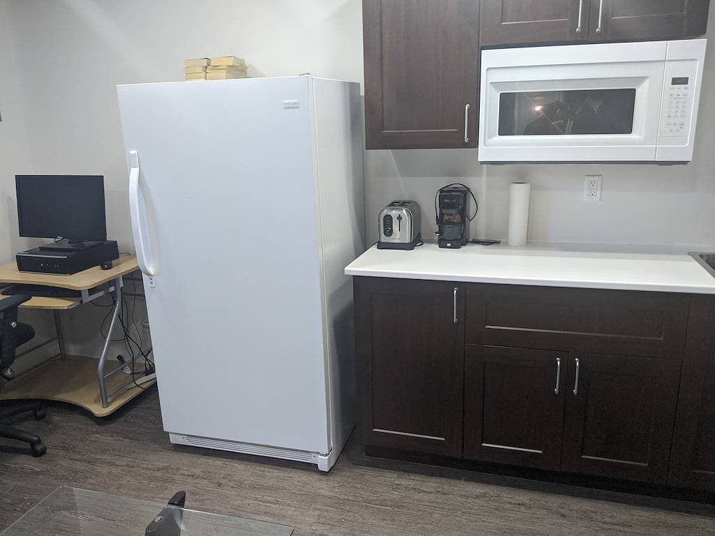 Foto 3 von 8: Keller-Gästesuite in Winnipeg