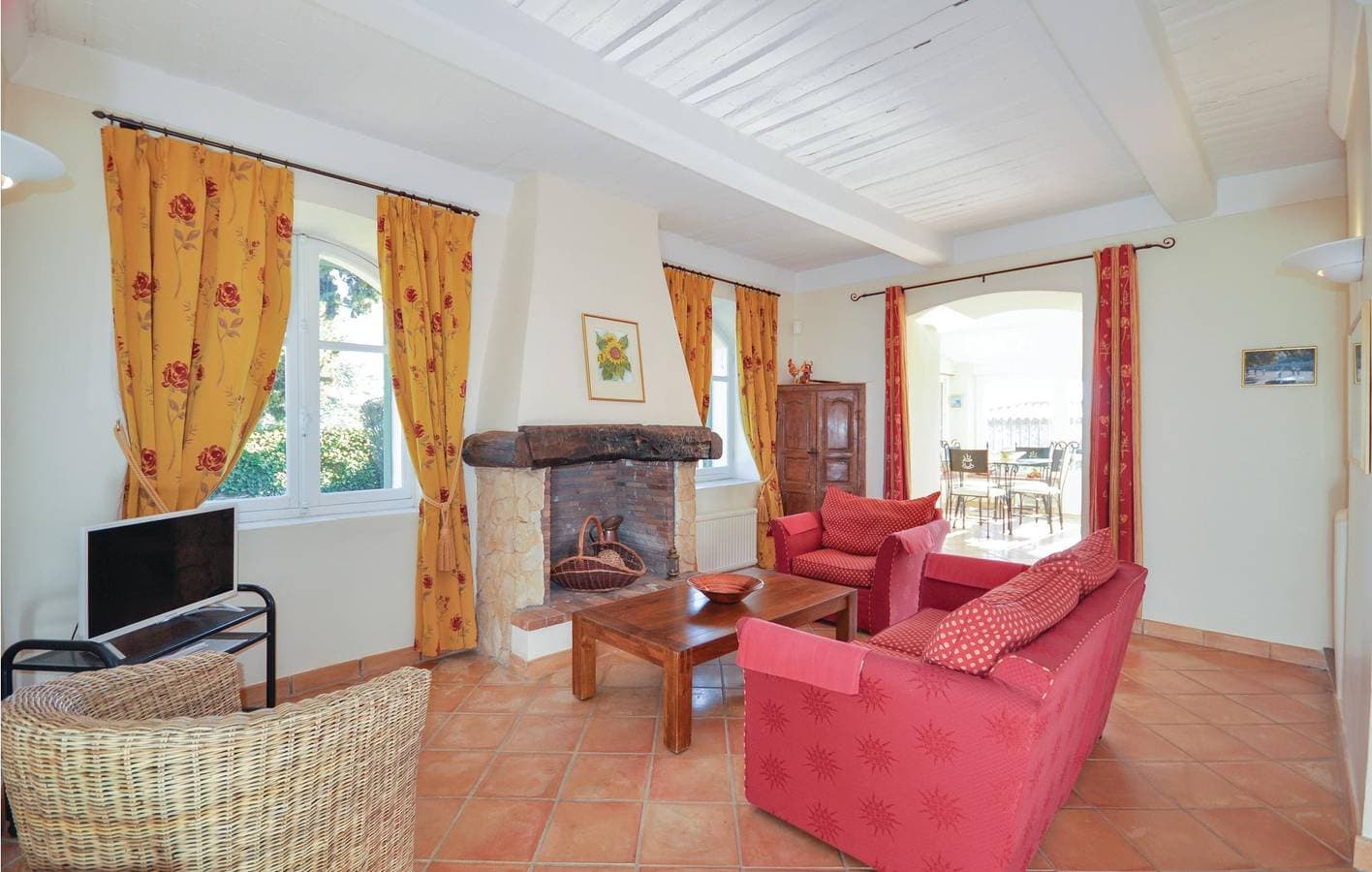 Foto 4 von 29: Stilvolle 135qm Cabris Apt: Pool, Terrasse, Parkplatz & WiFi!