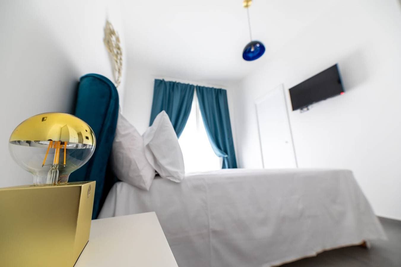 Foto 12 von 15: Superior Doppelzimmer mit Gemeinschaftsterrasse, WLAN und Klimaanlage