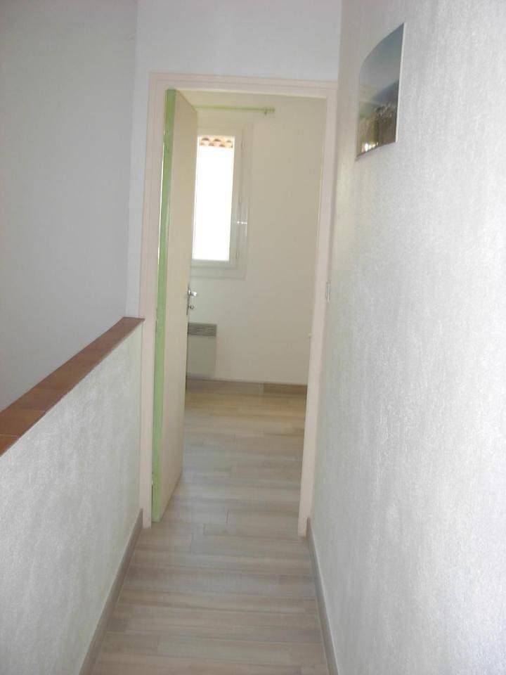 Foto 12 von 23: Two-Bedroom House
