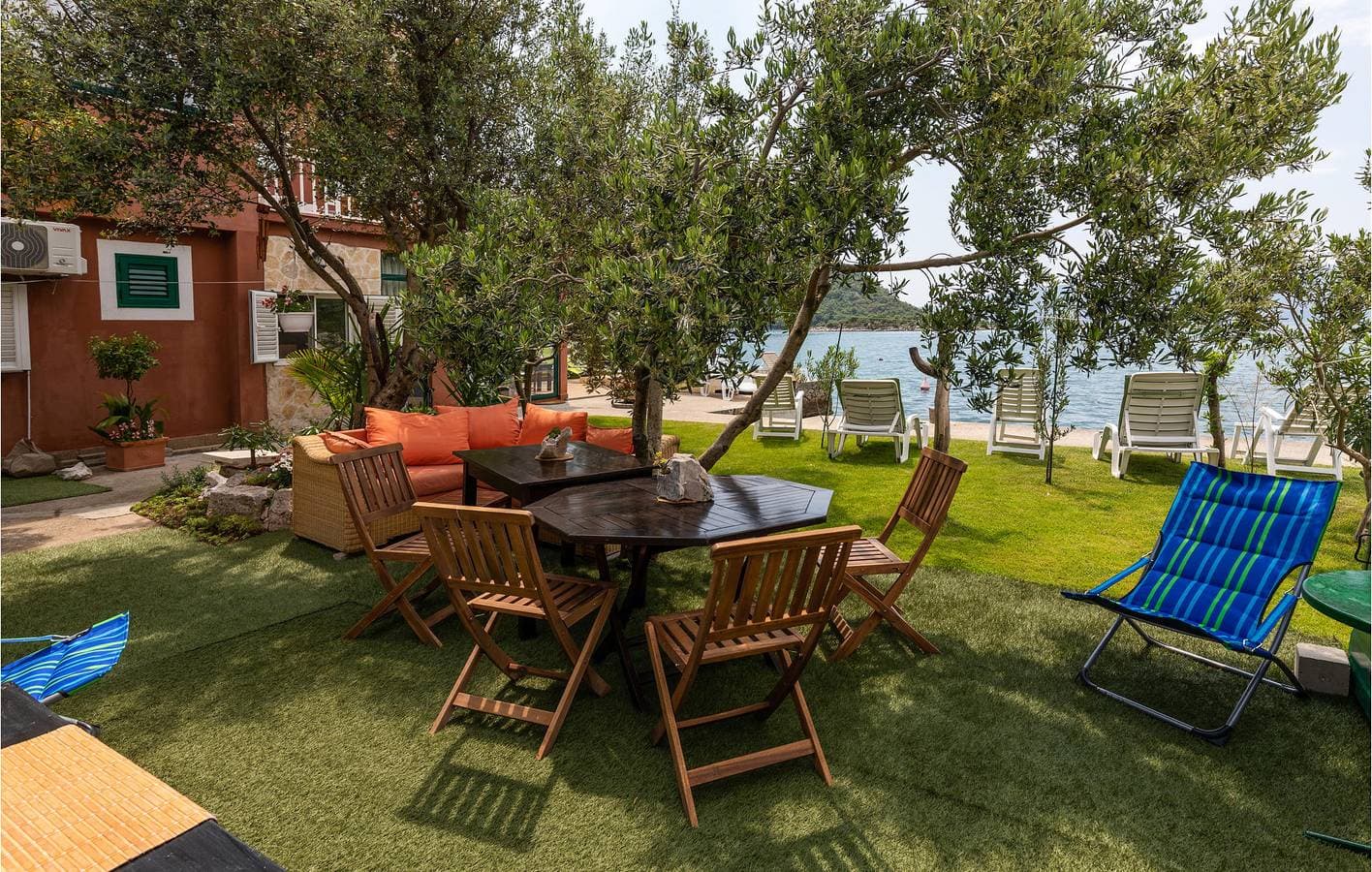 Foto 9 von 43: Charmantes 1-Zimmer-Apartment mit Terrasse, WLAN, 100 m vom Strand entfernt