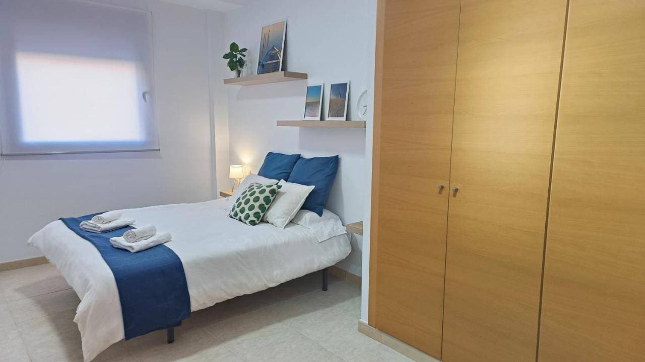 Foto 9 von 45: Two-Bedroom Apartment