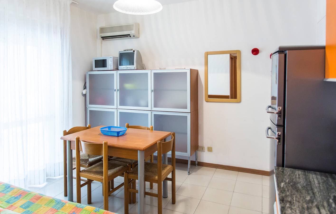 Foto 10 von 21: Apartment am Strand mit Pool, AC, Terrasse und Parkplatz