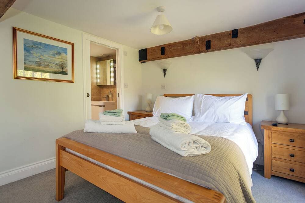 Foto 3 von 24: 5 Schlafzimmer Unterkunft in Wye, near Ashford