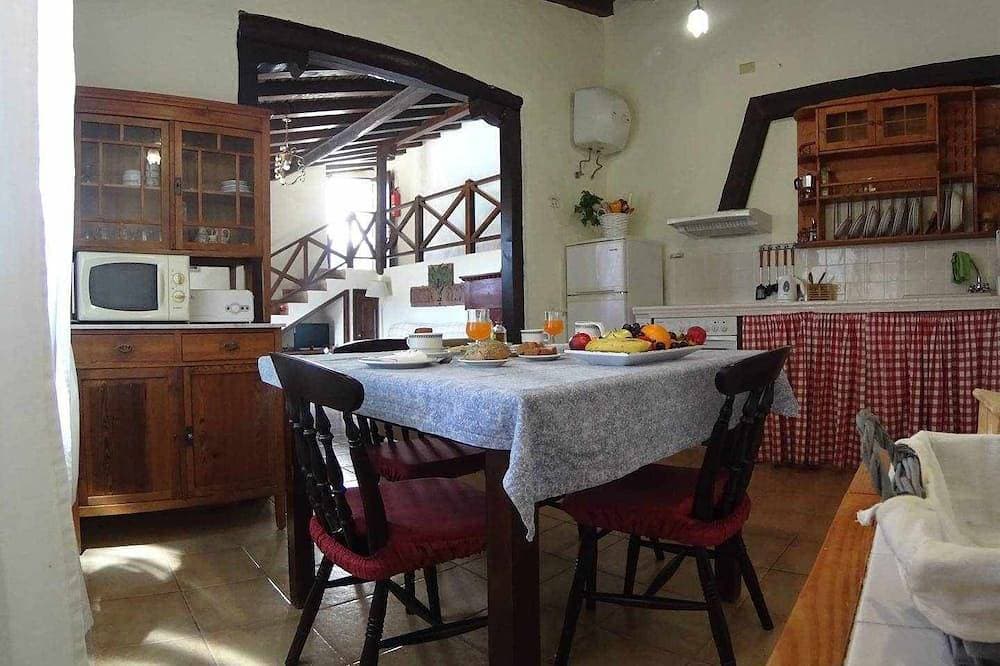 Foto 13 von 30: El Olivar - La Oliva