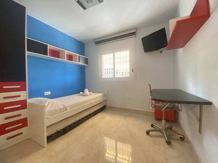 Foto 5 von 45: Ferienwohnung für 8 Personen mit Pool