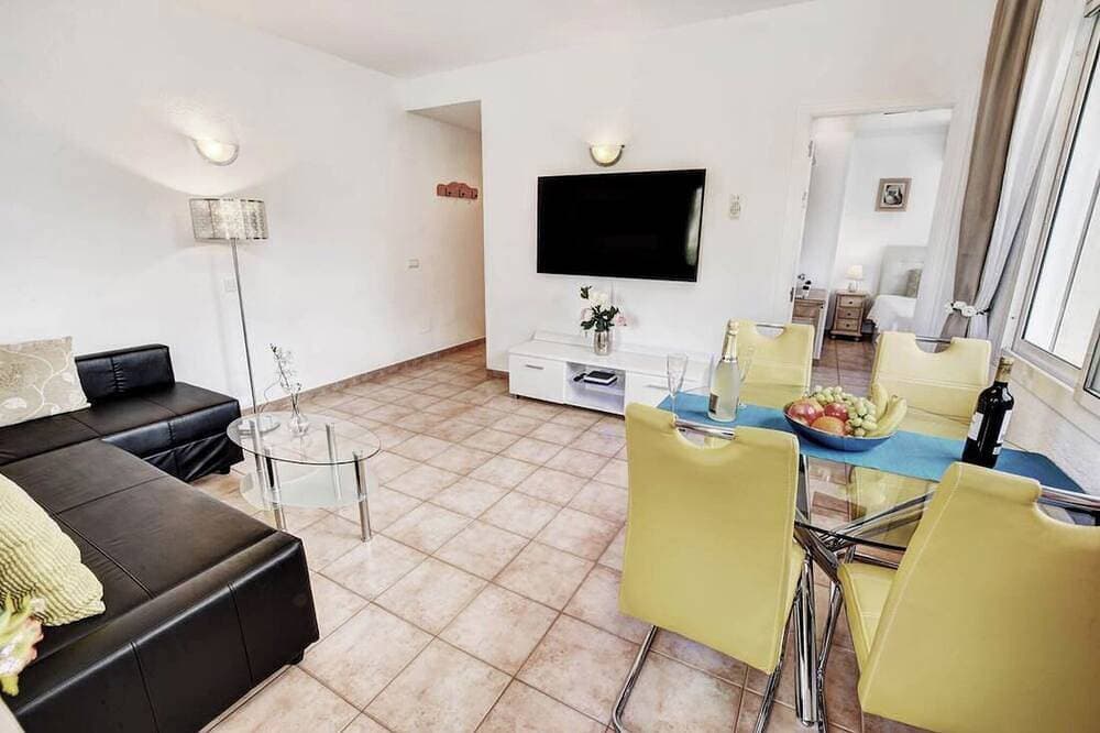 Foto 8 von 20: Deluxe Apartment in BenalBeach with Water Park