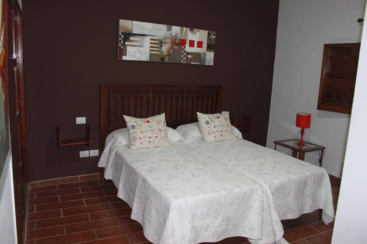 Foto 11 von 52: Three-Bedroom House