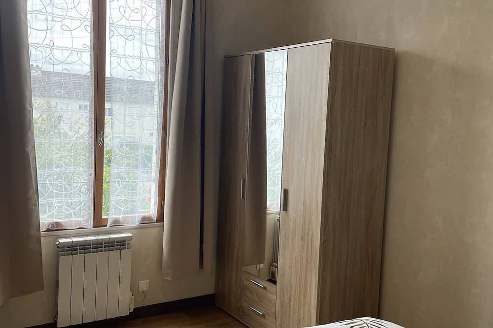 Foto 3 von 11: Appartement 35 m2 1er Étage Maison de Ville a 300 m de la mer