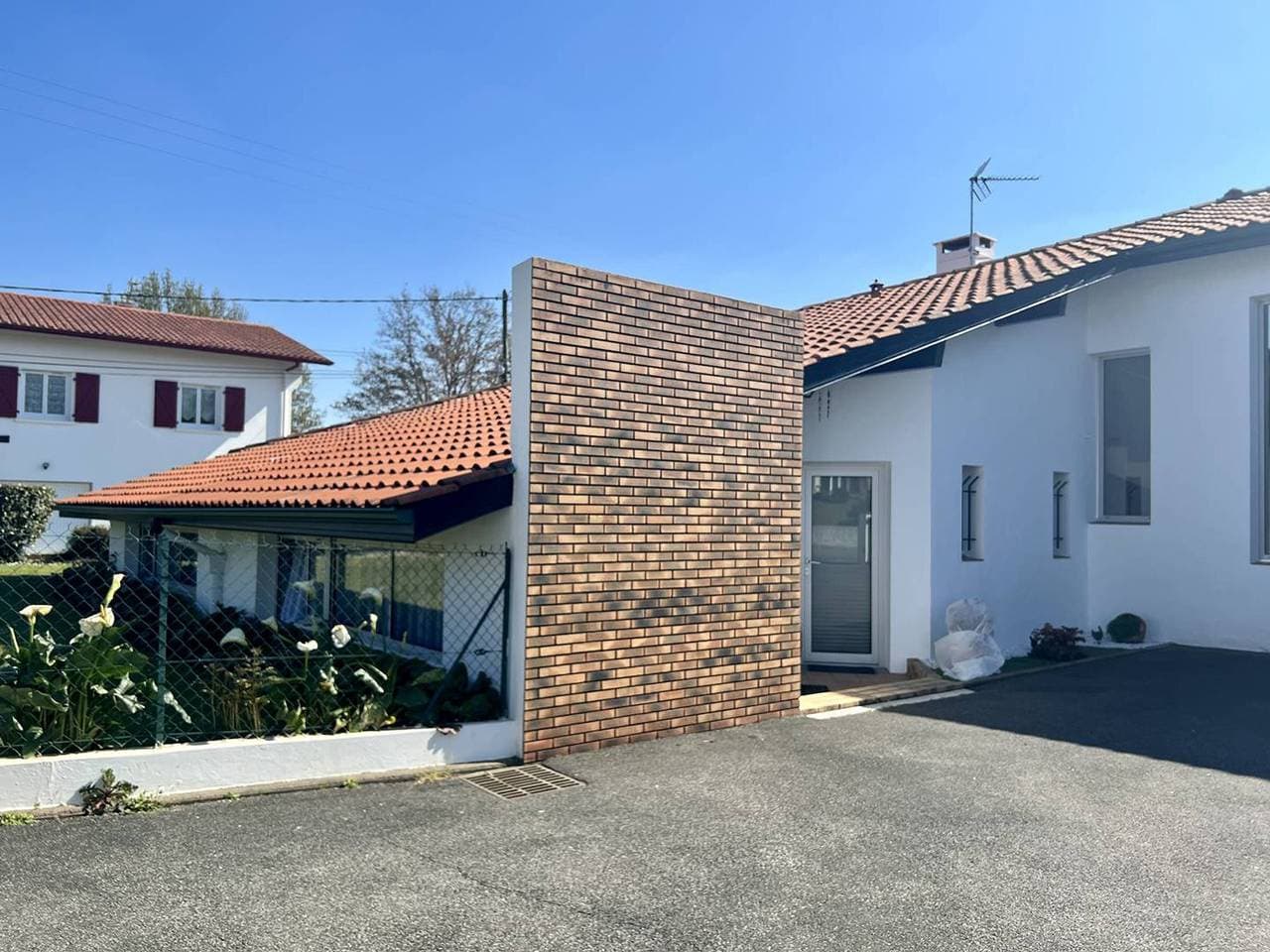 T2 Bis Wohnung in Cambo-les-Bains mit Garten, Parkplatz und Internet 1