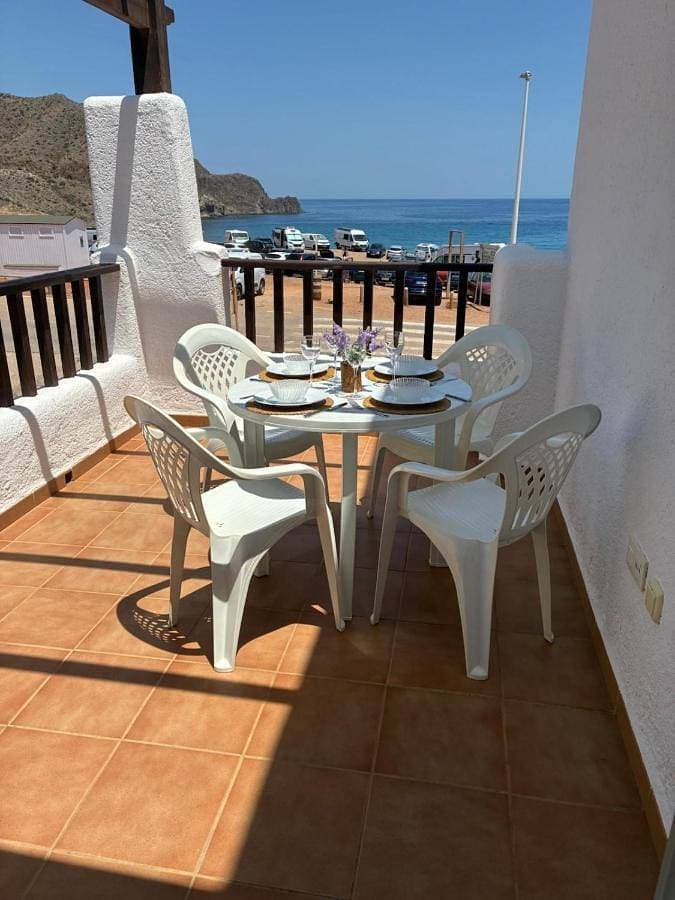Apartamento con vistas al mar en la Isleta del Moro 1