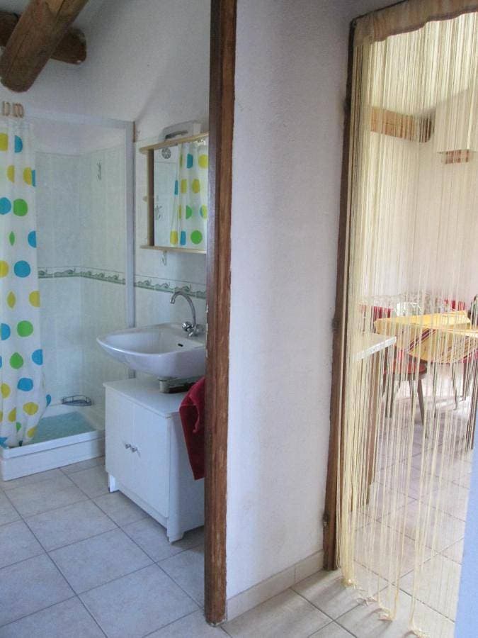 Foto 2 von 13: Two-Bedroom Cottage