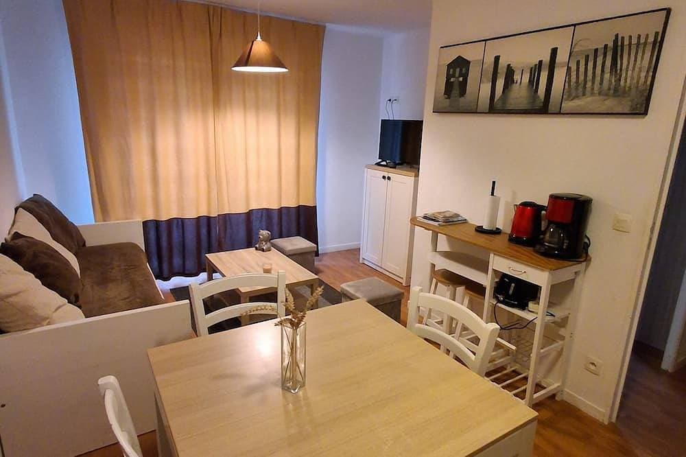 Foto 10 von 13: Charming apartment with swimming pool