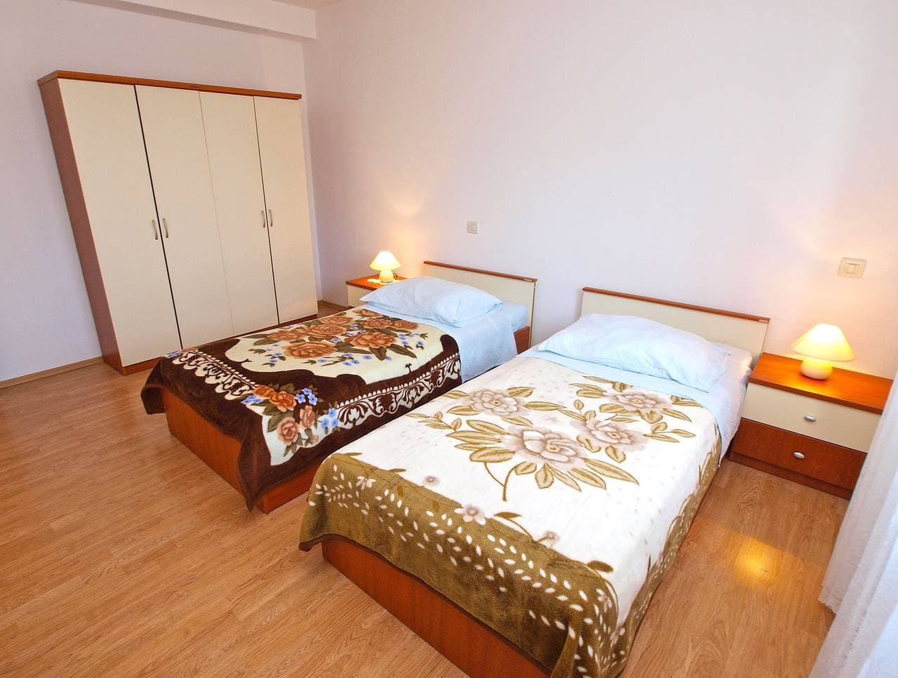 Foto 9 von 27: Ferienwohnung für 4 Personen mit Terrasse