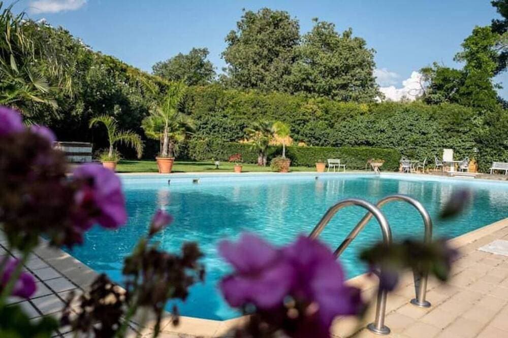 Villa Matrascia for 4 Guests 1