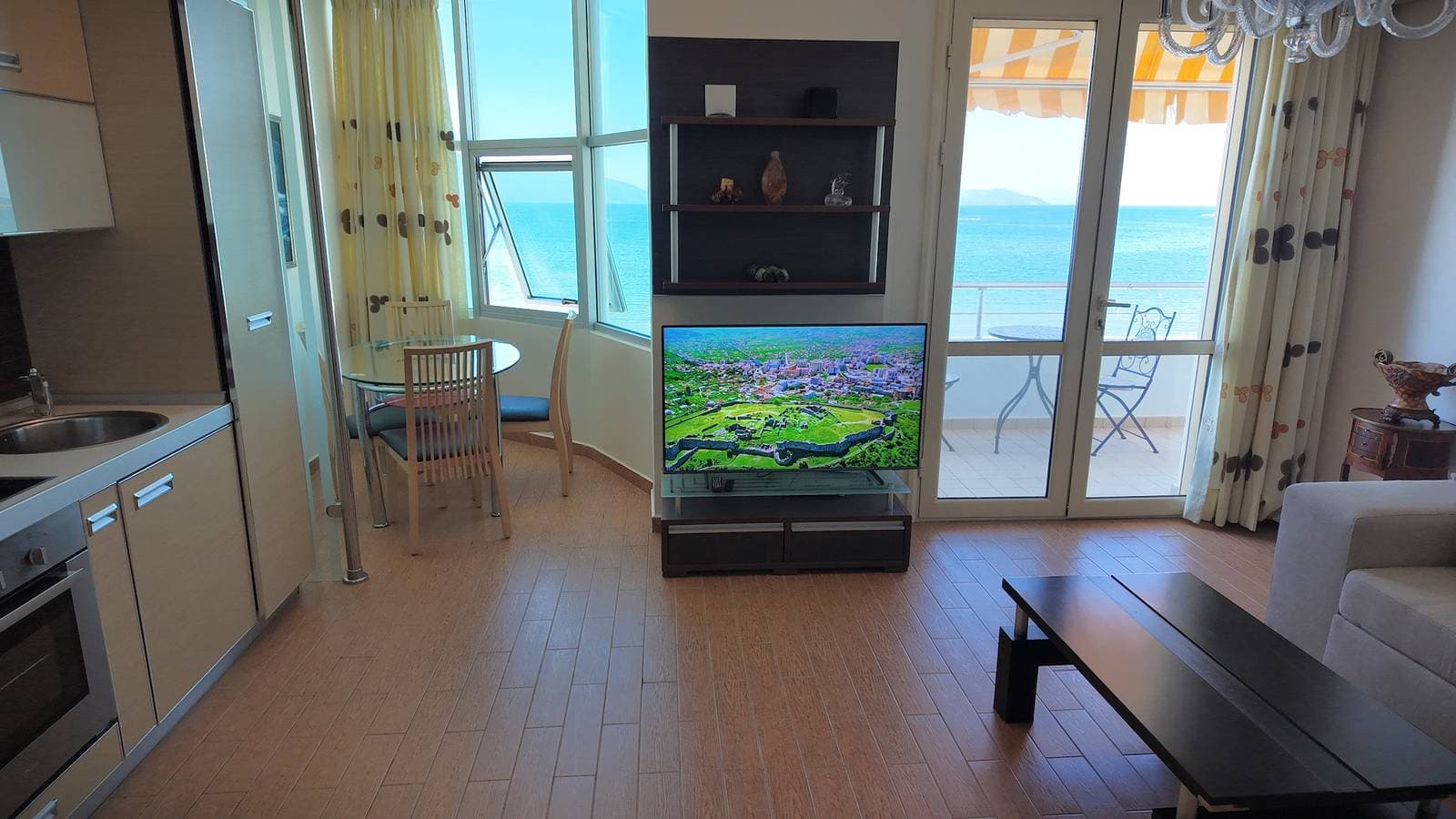 Foto 4 von 31: Ferienwohnung für 4 Personen mit Balkon