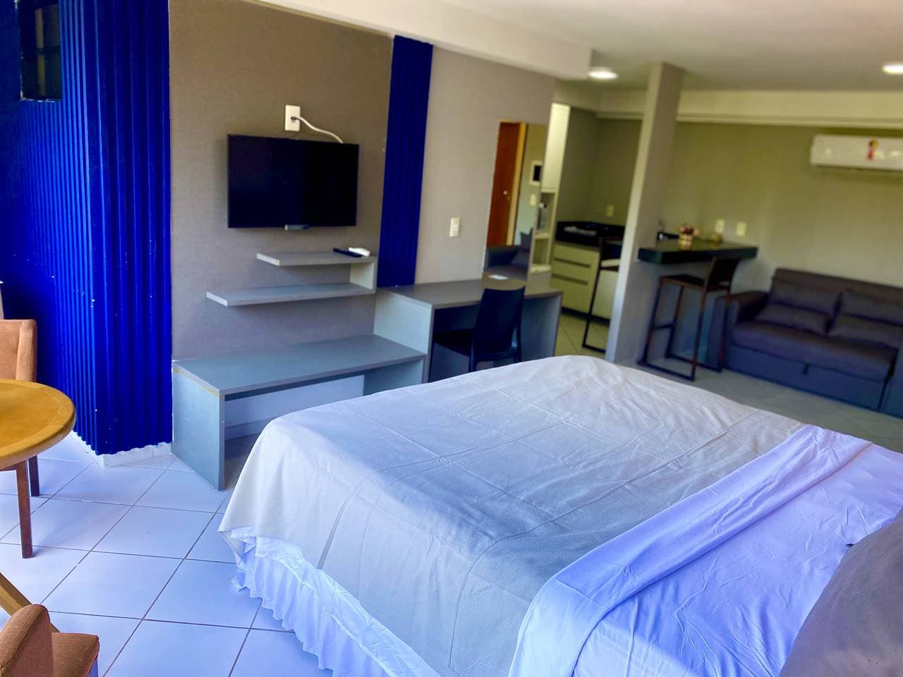 Foto 11 von 37: Ferienwohnung für 3 Personen mit Pool