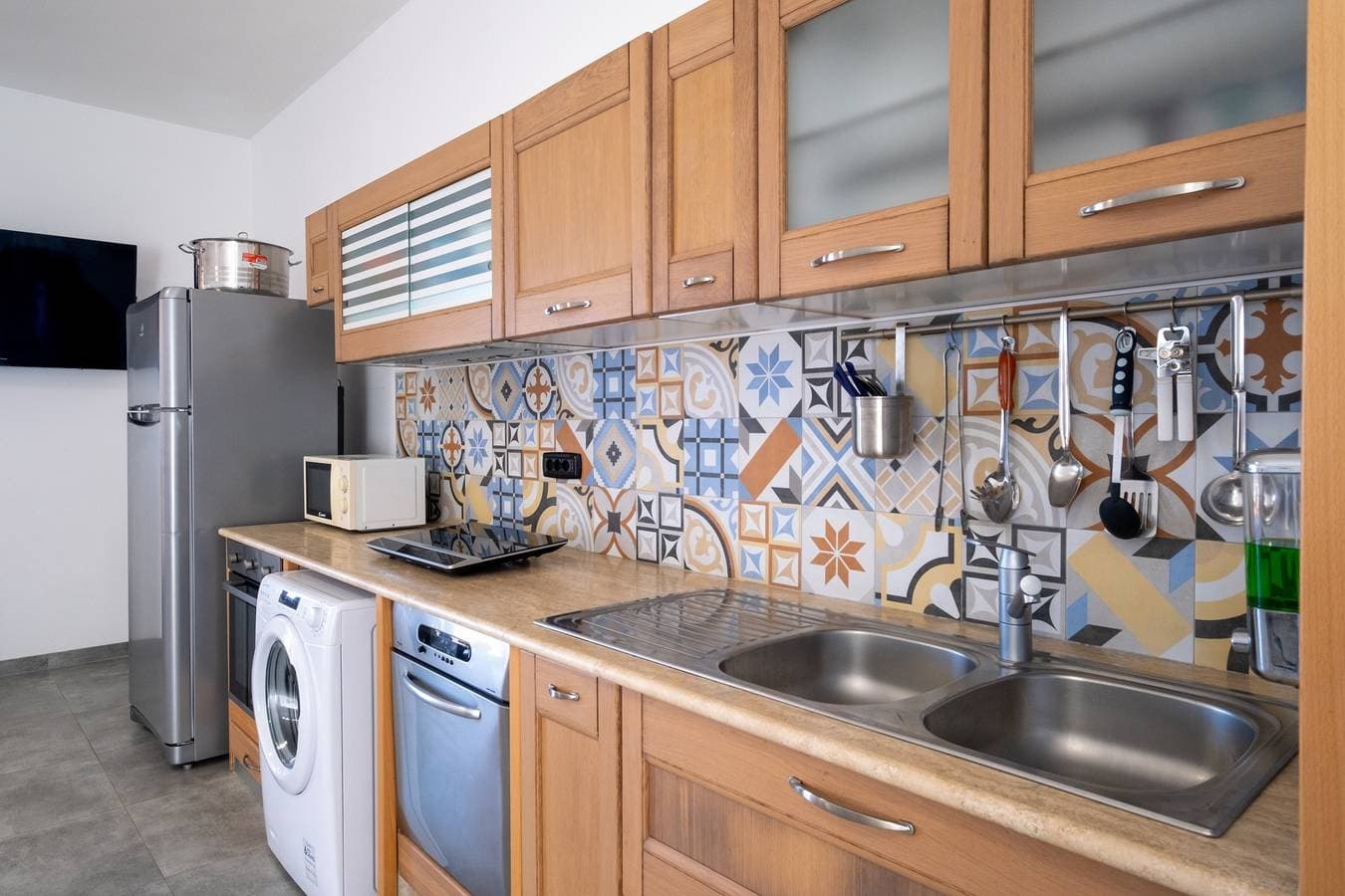 Foto 6 von 27: Ferienhaus 'Villa Gaudì - Güell' mit Meerblick, WLAN und Klimaanlage