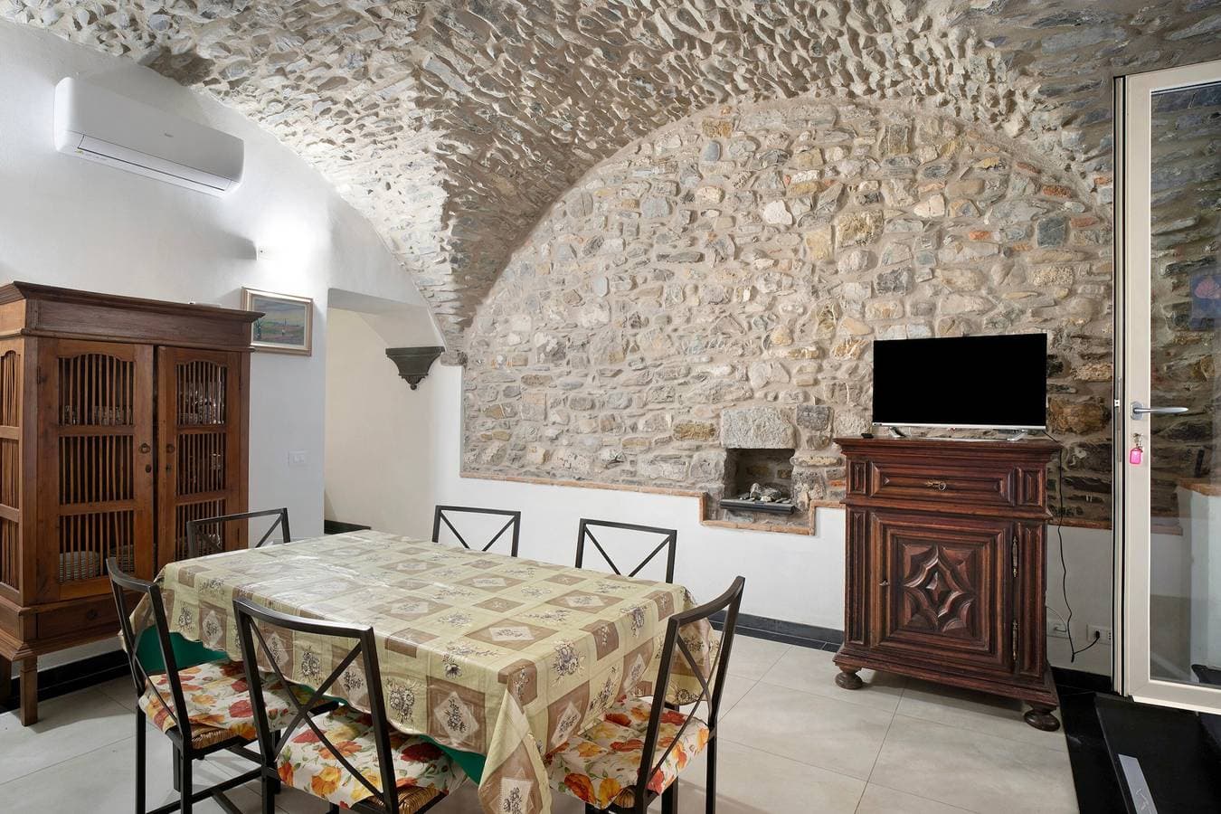 Foto 7 von 21: Ferienwohnung 'Le Terme, Borgo Dei Pescatori' mit WLAN und Klimaanlage